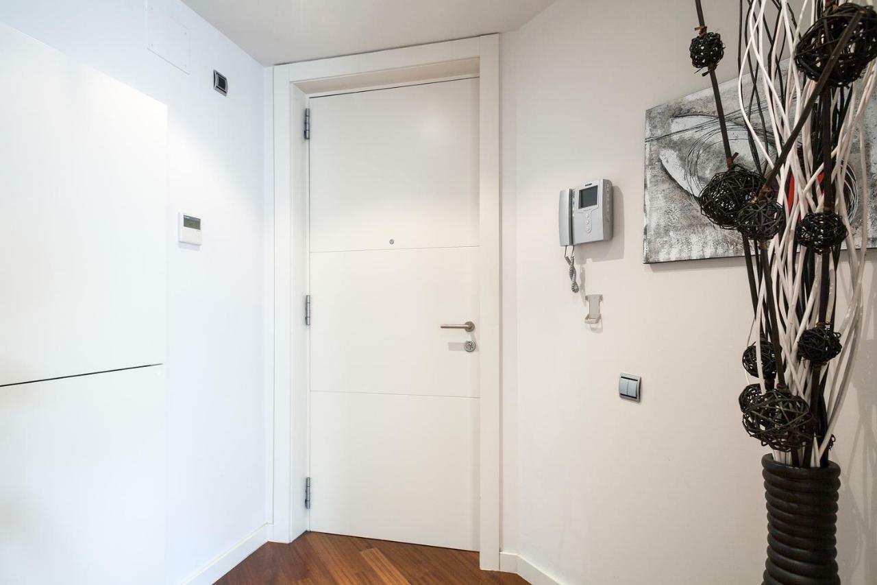 Uma Suites Passeig De Gracia 16 Barcelona Exterior photo