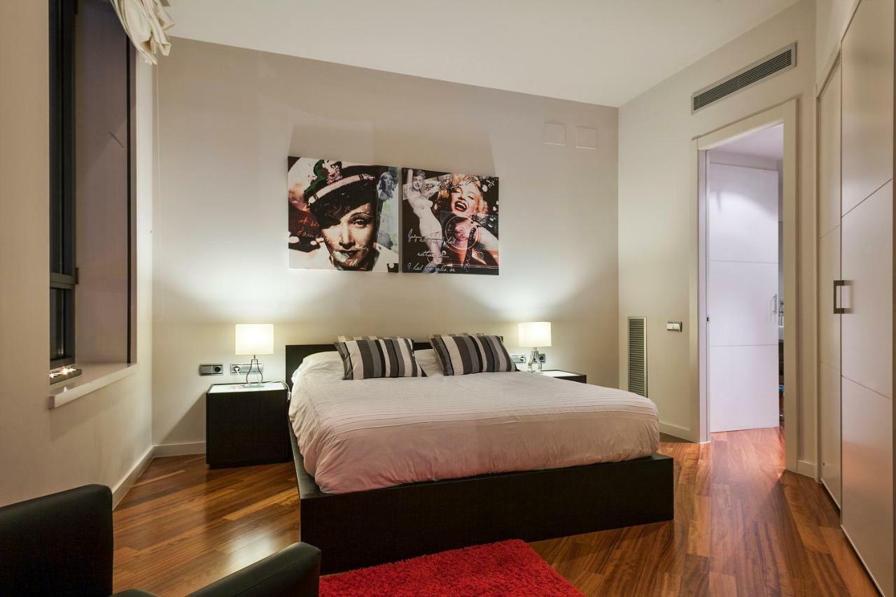 Uma Suites Passeig De Gracia 16 Barcelona Exterior photo