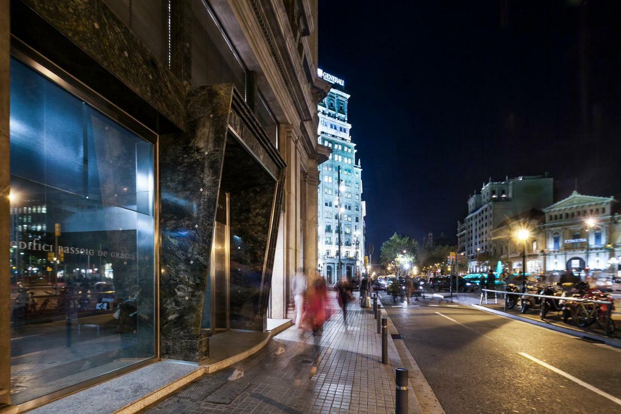 Uma Suites Passeig De Gracia 16 Barcelona Exterior photo